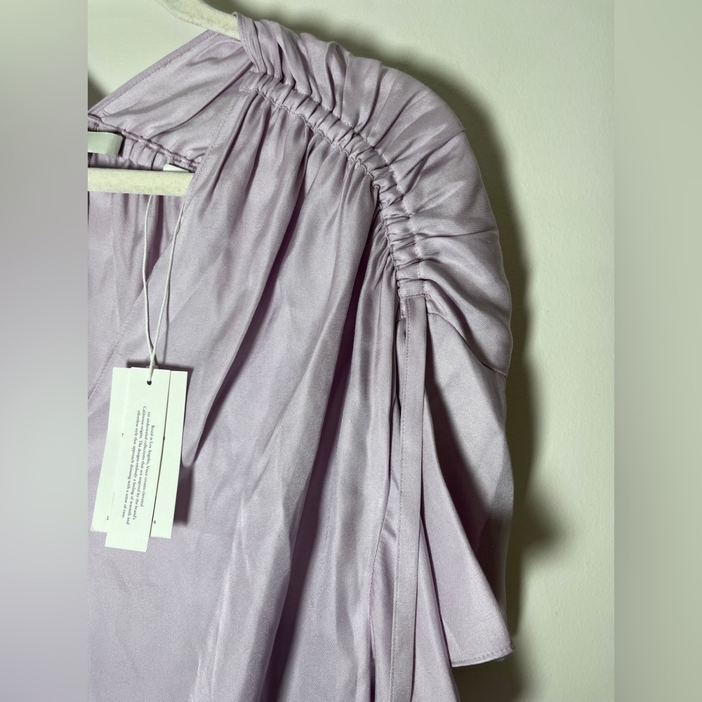 Vince NWT Ruched Flutter Sleeve Blouse in Violetta SILK Blend Sz S - Picture 8 of 10